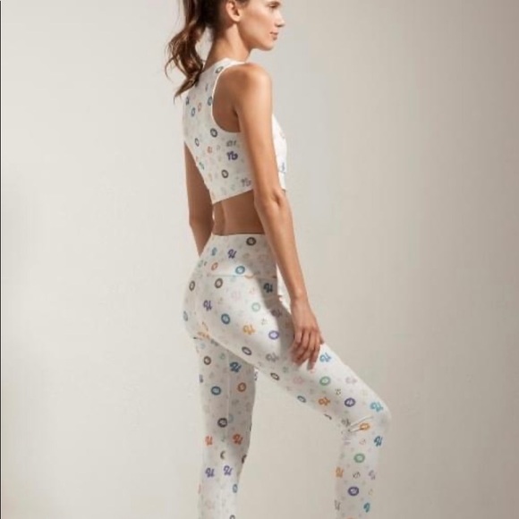 Womens  Black Workout set Sz. Large NWT - Picture 2 of 13